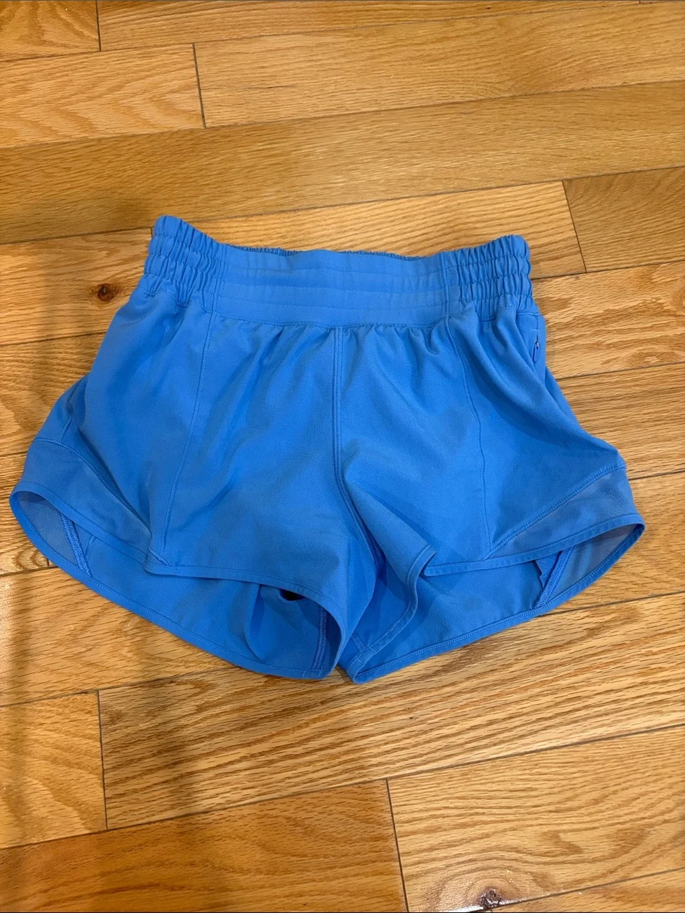 lululemon Electric Blue high rise hotty hots 2.5in size 2